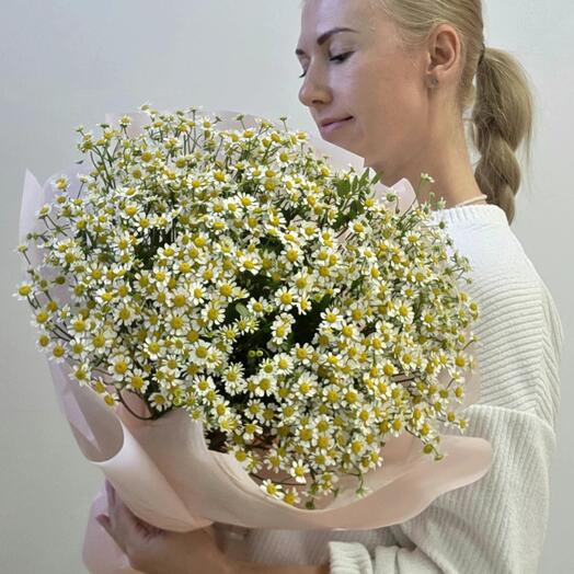 Букет из кустовых ромашек