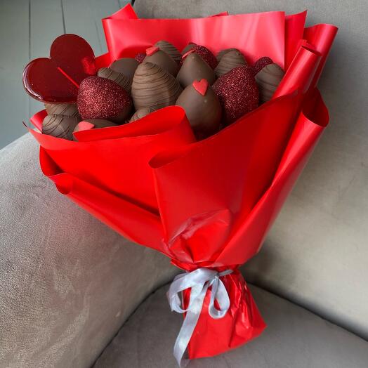 Букет из клубники Молочная любовь