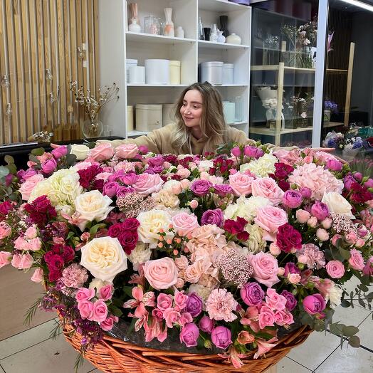 WOW cesta mezcla de peonías rosas y peonías