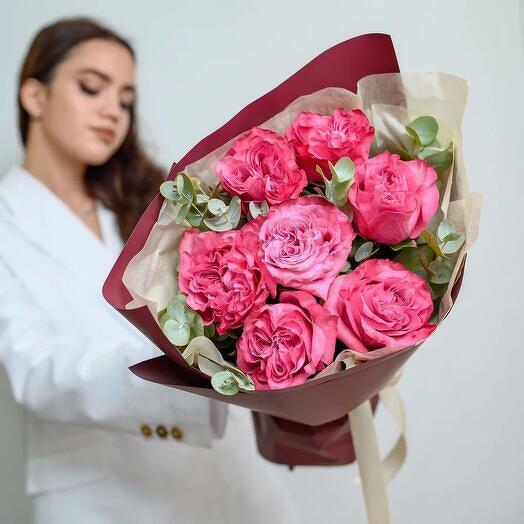 Букет пионовидных роз 🩷