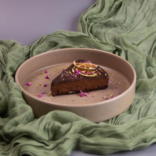 Chocolate cake (vegan) (1 pc.)
