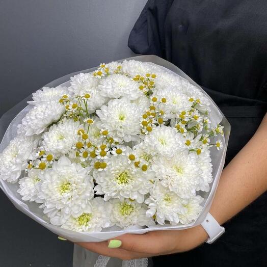 The bouquet is delicate