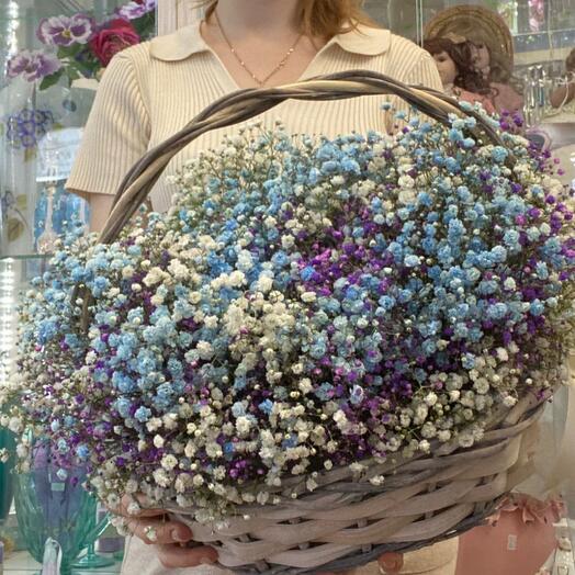 Basket with flowers