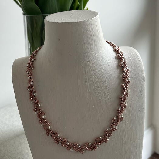 Rose gold seed and transparent seed beaded bracalet