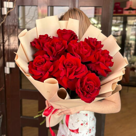 🔥Ramo "Francia" con rosas red Naomi