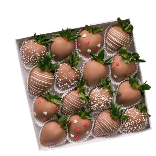 Strawberries in chocolate "In milk"