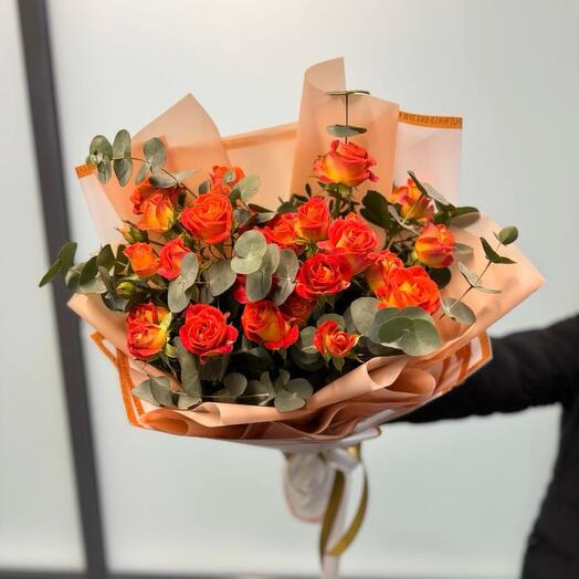 Bouquet of bush roses