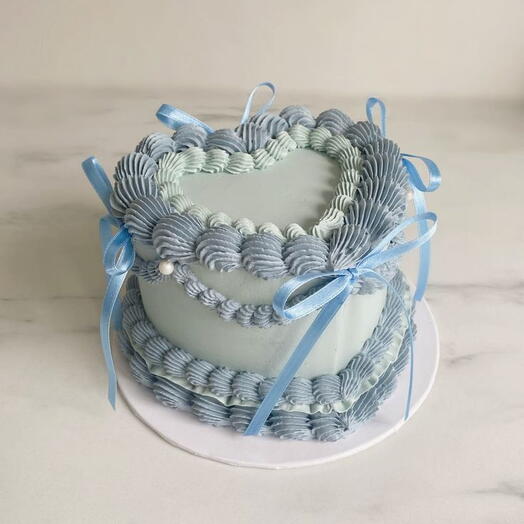 Light blue heart cake Vintage