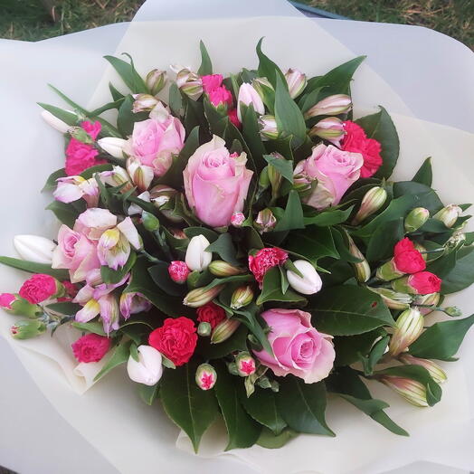 Pink roses and carnations bouquet