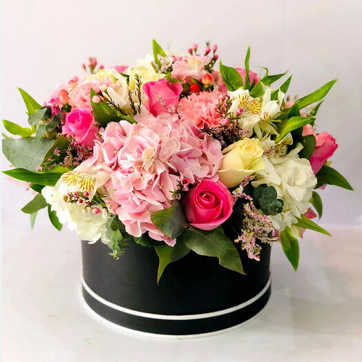 Black   Elegant Box Bouquet