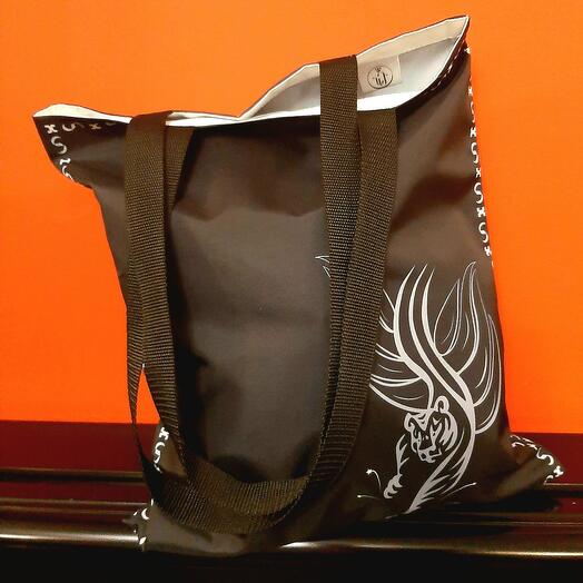 Male shopper "Star Tigers"