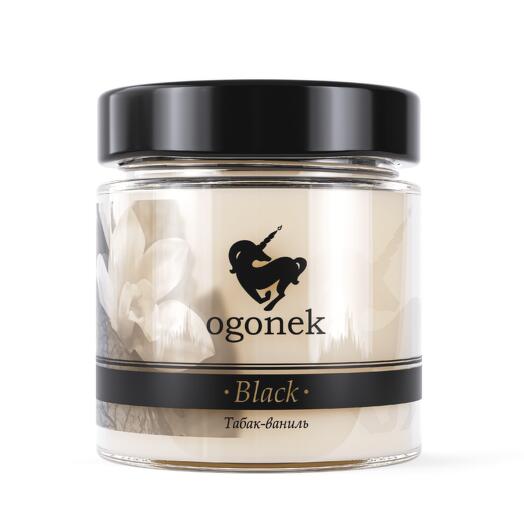 Ароматическая декоративная свеча в банке, с деревянным фитилем OGONEK BLACK Табак - ваниль, в подарочной упаковке