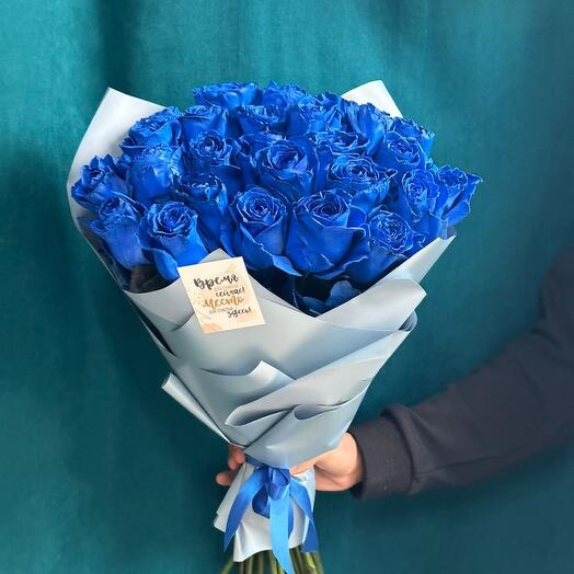 Bouquet of blue roses