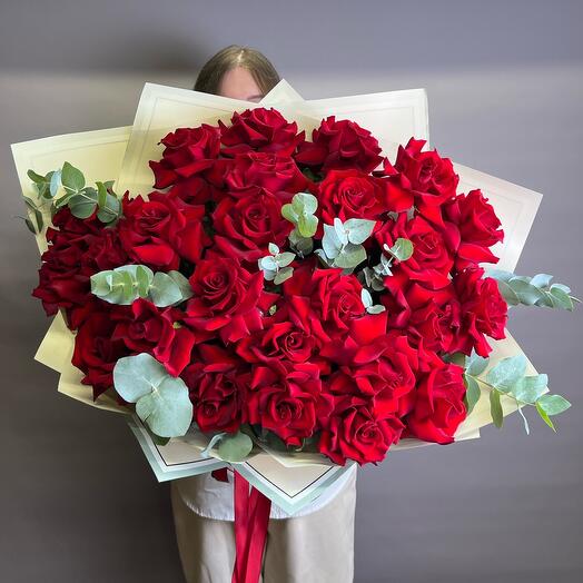 French Roses 25 pcs. Bouquet F150 Flowers of the Capital