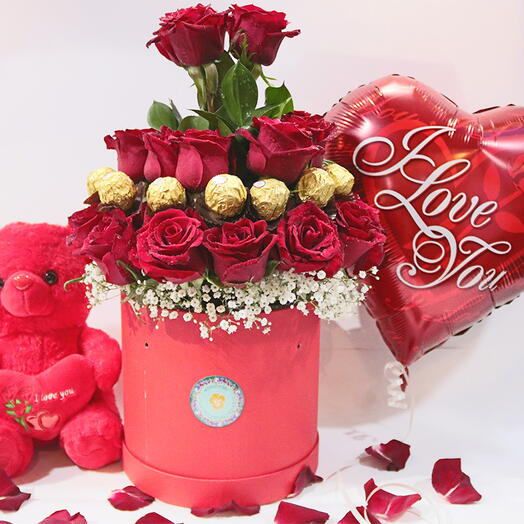 Red Roses Round Box Ultimate love Tower Combo