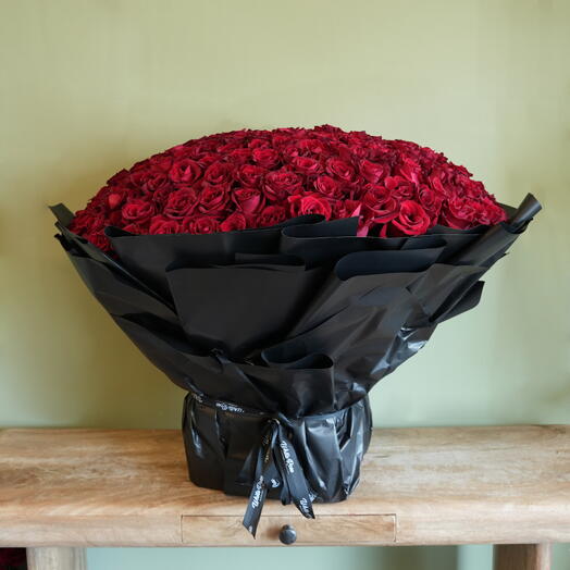 200 Rose Valentine Bouquet