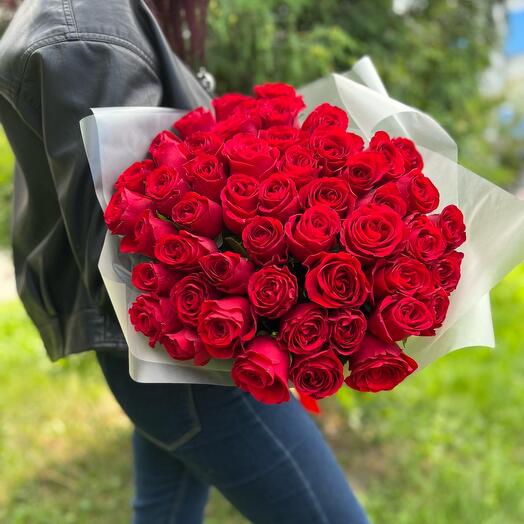 Bouquet of 51 red roses (mono 019)
