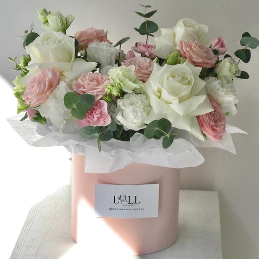 Caja suave con rosas en forma de peonía