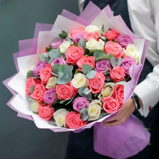 35 Mixed colour Rose Bouquet