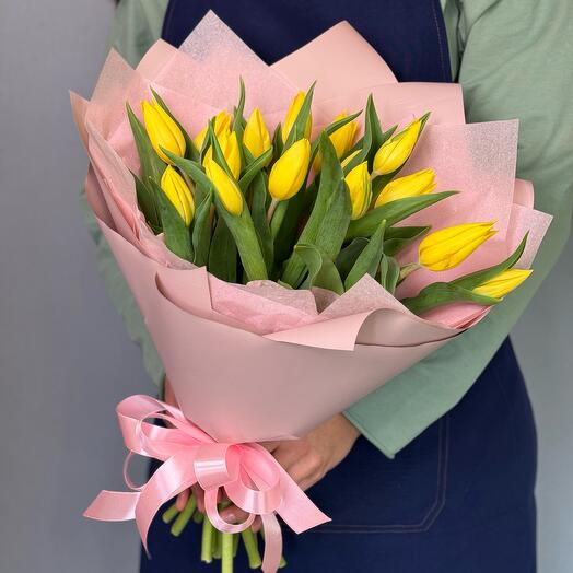 Тюльпан желтый 15