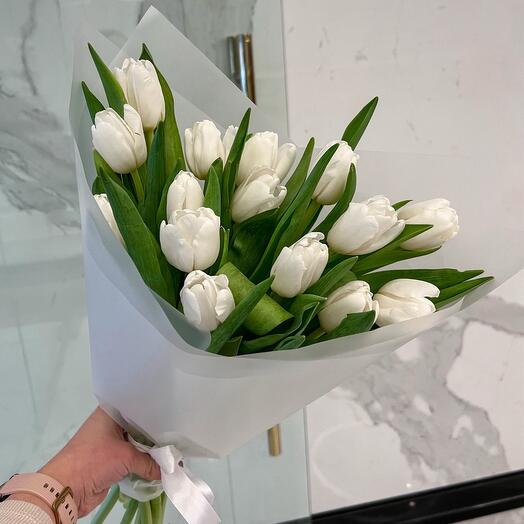 15 Тюльпан белый букет нежный тюльпаны для мамы