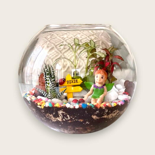 Minatare fairy garden terrarium in a glass bowl