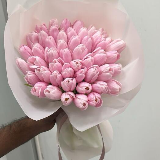 50 gentle pink tulips