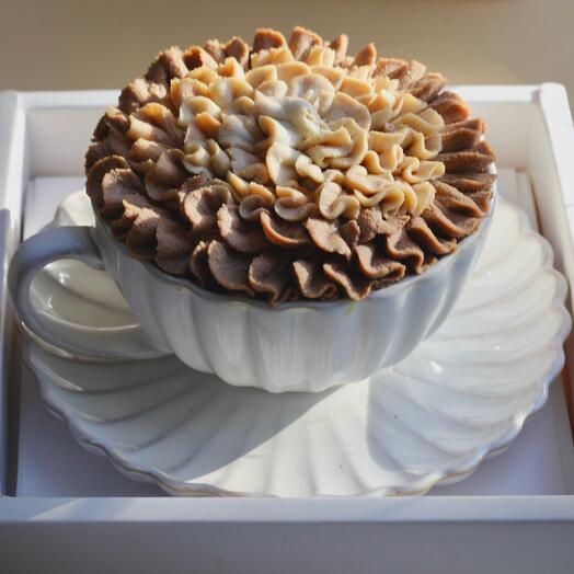 Торт в чашке «Цветок» маме, дочке, сестре, учителю, подруге, жене