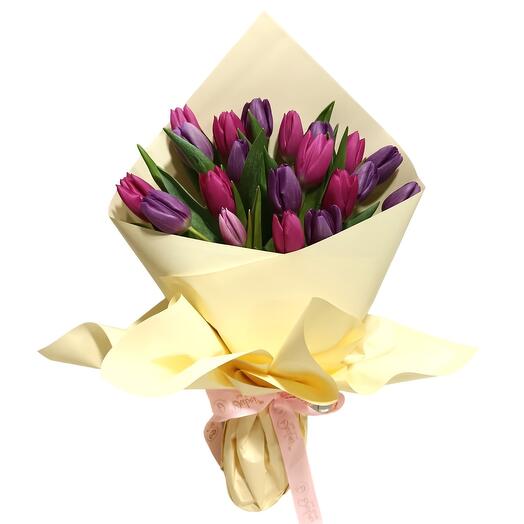 20 Purple   Pink Tulips Bouquet