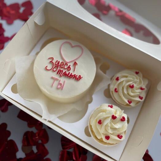 Сладкий набор «здесь только ты» бенто + капкейки