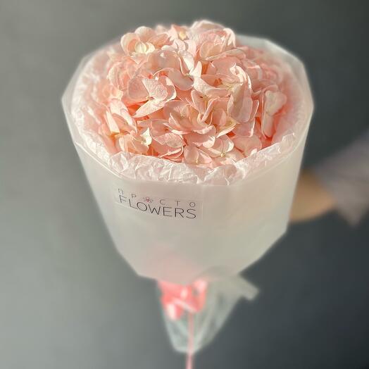 The bouquet is a compliment