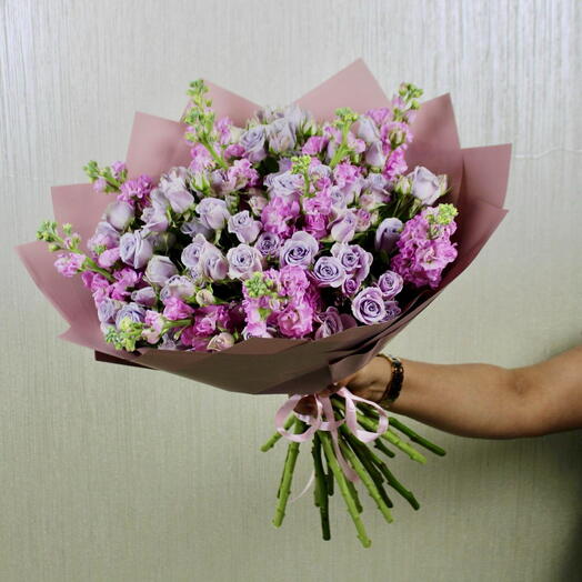 Purple Spray matthiola Mix Bouquet