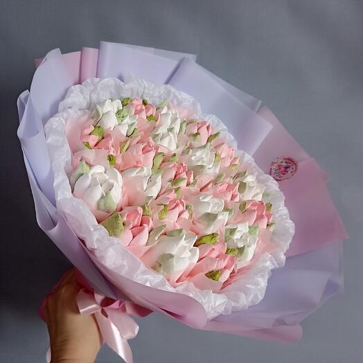 Bouquet of marshmallow tulips