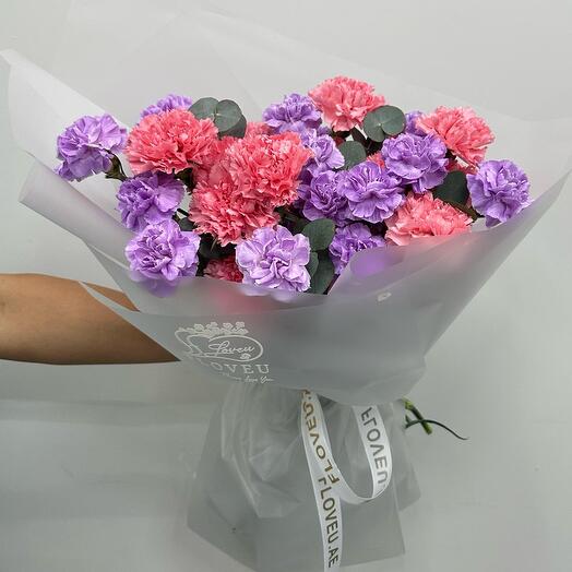 Mixed carnations ( pink + purple )