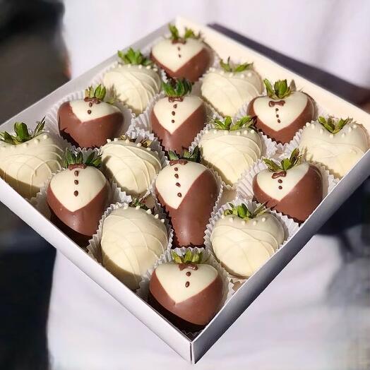 Клубника в шоколаде Wedding