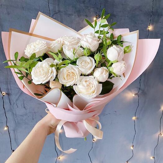 Monobooket de rosas de peonía