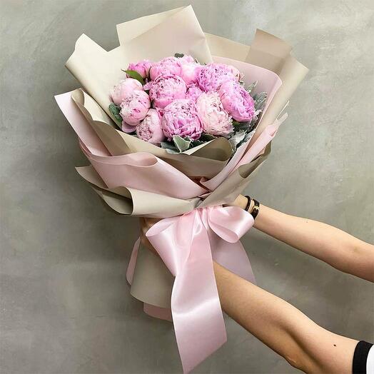 Sweet 11 Pink Peonies Bouquet