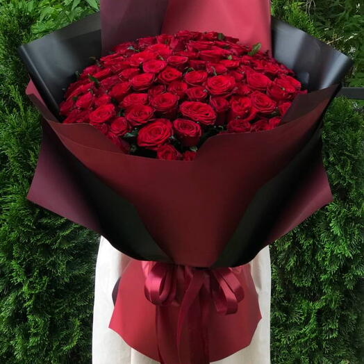 Bouquet of 101 red roses