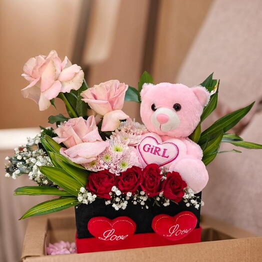 Love bouquet teddy bear with flowers