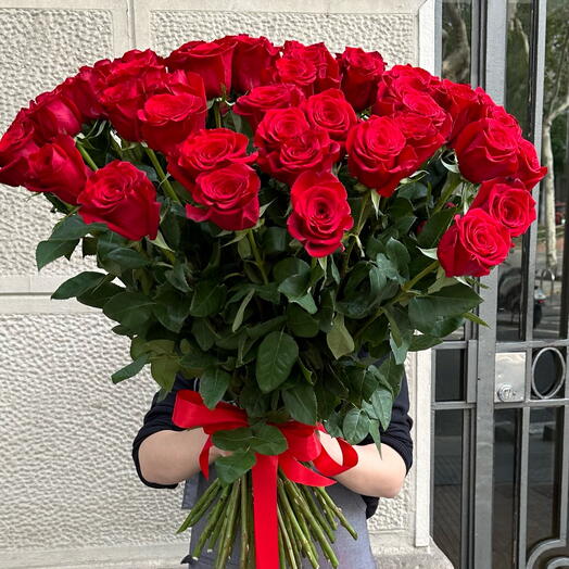 55 red roses