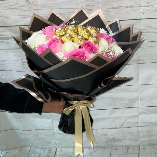 Pink ferrero bouquet