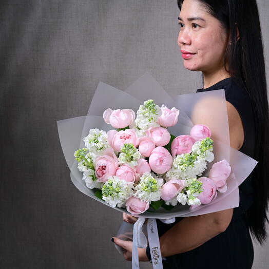 Peony Roses   Matthiola Bouquet