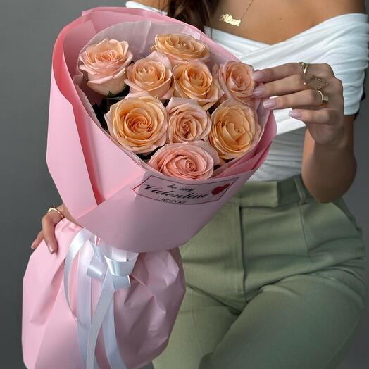 Букет из 9 роз персикового оттенка