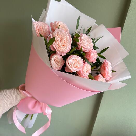 Нежные бомбастики (кустовые розы)