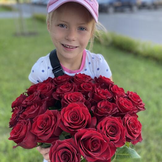Bouquet of 25 red Ecuadorian roses Explorer premium 50-60 cm