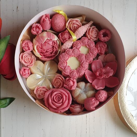 Шоколадный набор к 8 марта