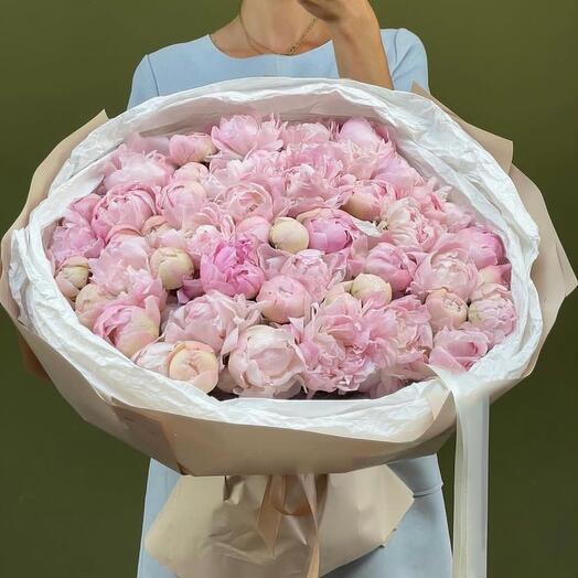 Bouquet of 51 pink peonies