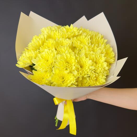 Bouquet of 7 yellow bush chrysanthemums