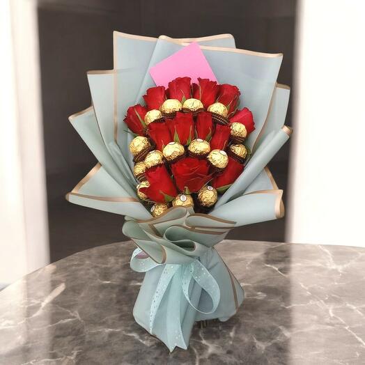 Rose Ferrero Bouquet