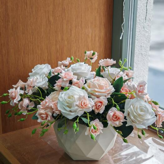 Композиция в персиковые тонах